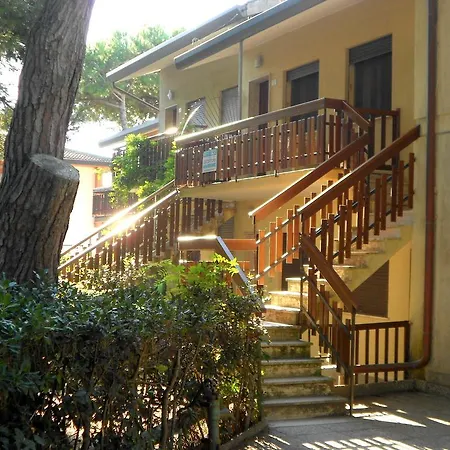 Pagoda Rosolina Mare